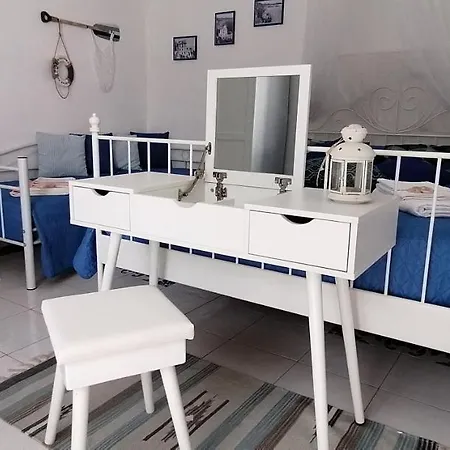 Torreammare Holiday home